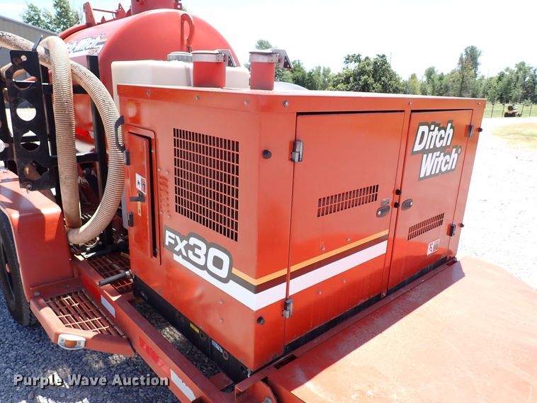 image for item LK9031 2006 Ditch Witch FX30  vacuum excavator