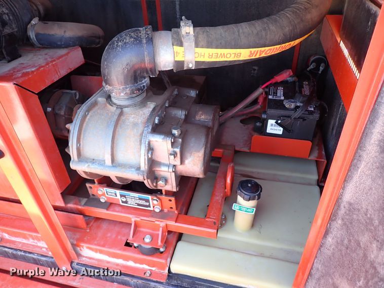 image for item LK9031 2006 Ditch Witch FX30  vacuum excavator