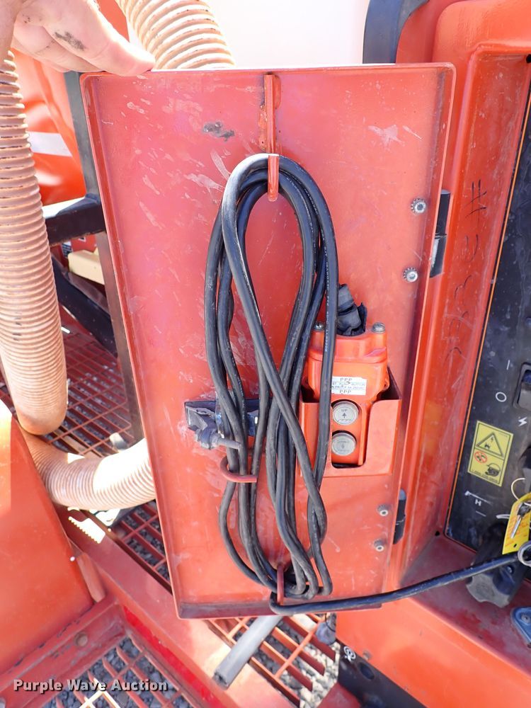 image for item LK9031 2006 Ditch Witch FX30  vacuum excavator