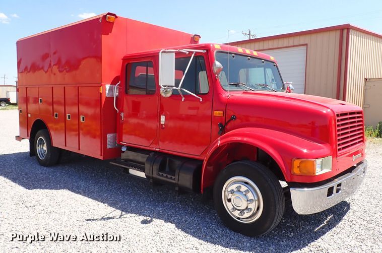 image for item LK9034 1993 International 4700  Crew Cab utility / service truck