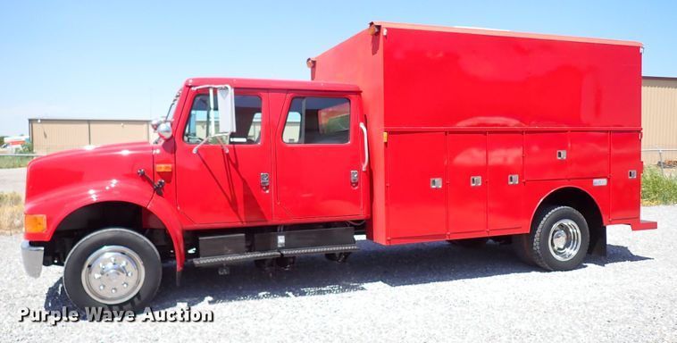 image for item LK9034 1993 International 4700  Crew Cab utility / service truck