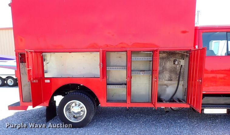 image for item LK9034 1993 International 4700  Crew Cab utility / service truck