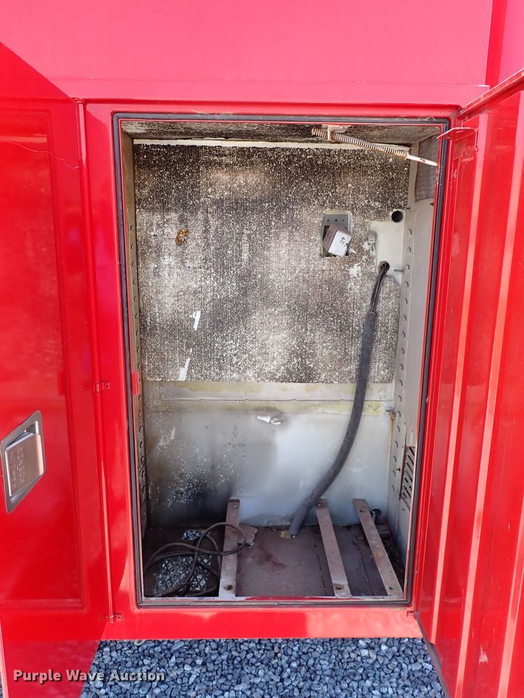 image for item LK9034 1993 International 4700  Crew Cab utility / service truck