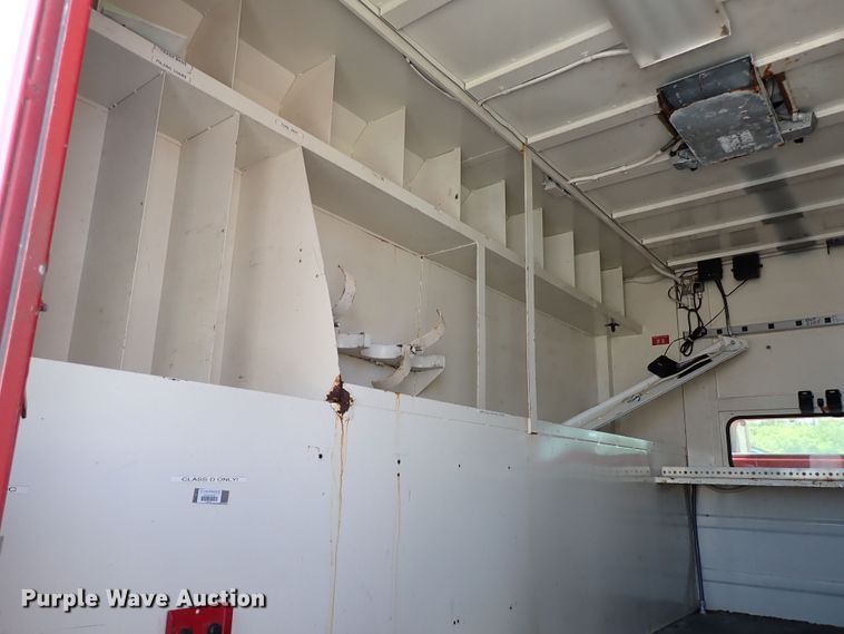 image for item LK9034 1993 International 4700  Crew Cab utility / service truck