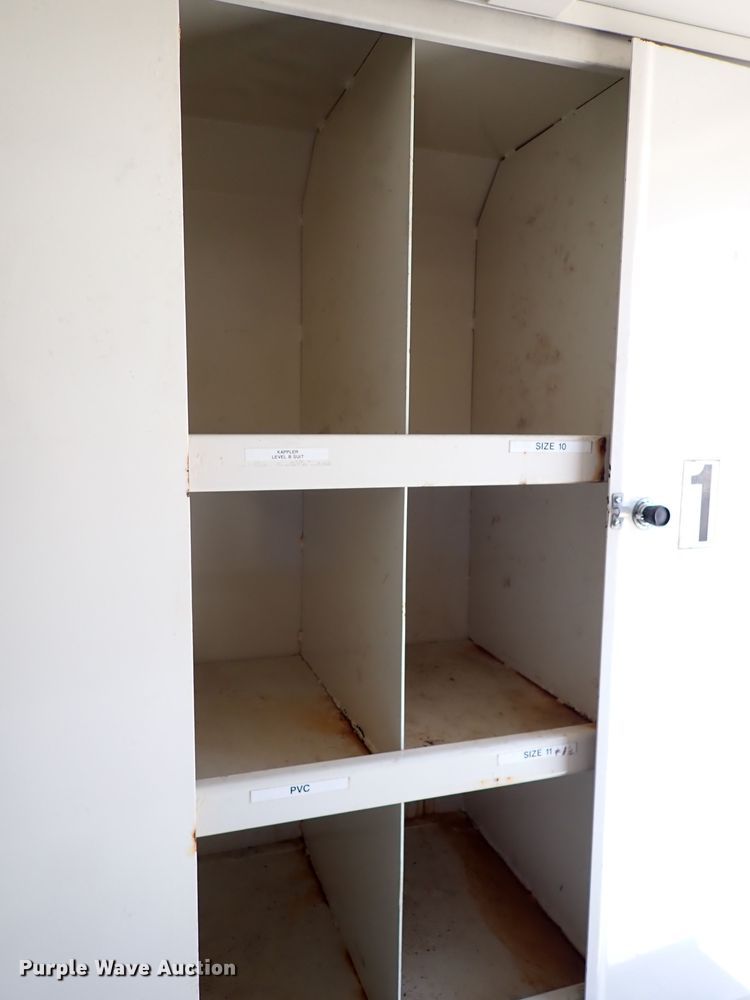 image for item LK9034 1993 International 4700  Crew Cab utility / service truck