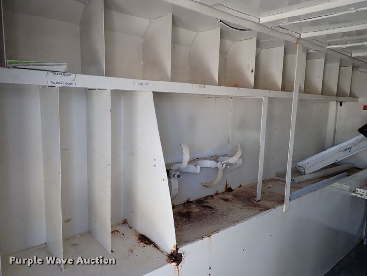 image for item LK9034 1993 International 4700  Crew Cab utility / service truck