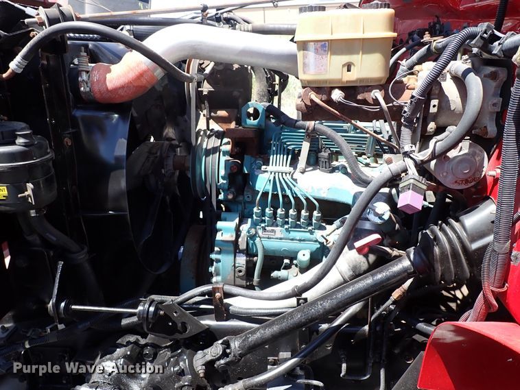 image for item LK9034 1993 International 4700  Crew Cab utility / service truck