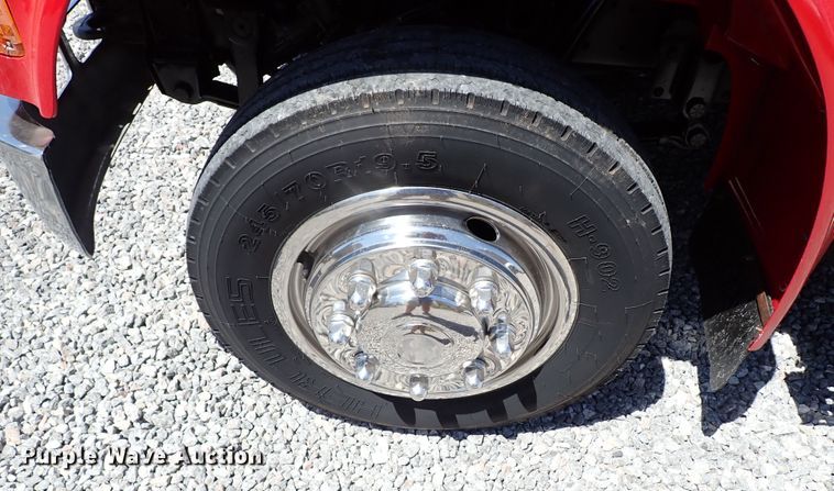 image for item LK9034 1993 International 4700  Crew Cab utility / service truck