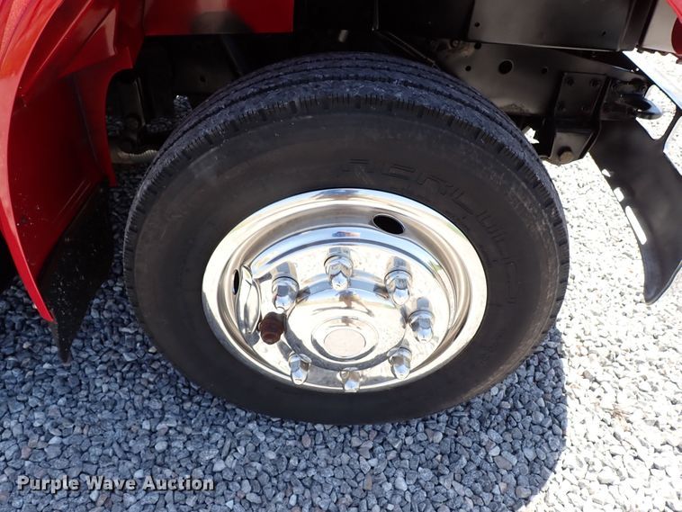 image for item LK9034 1993 International 4700  Crew Cab utility / service truck