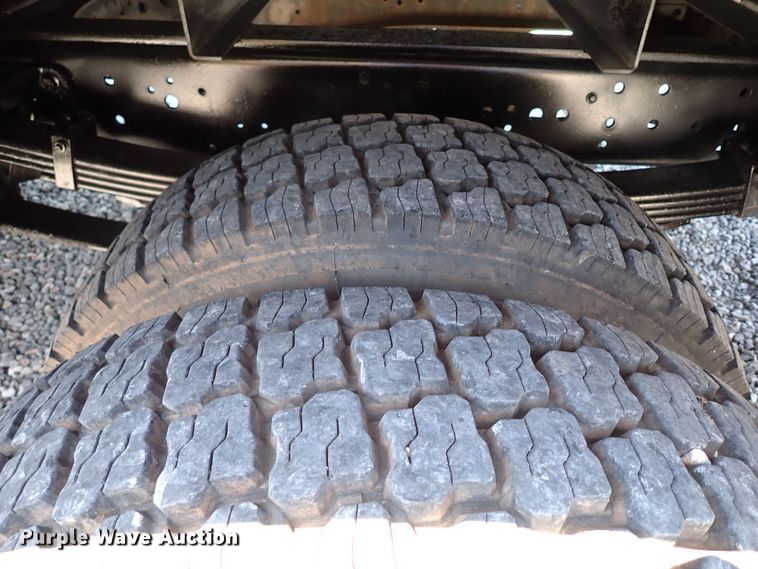 image for item LK9034 1993 International 4700  Crew Cab utility / service truck