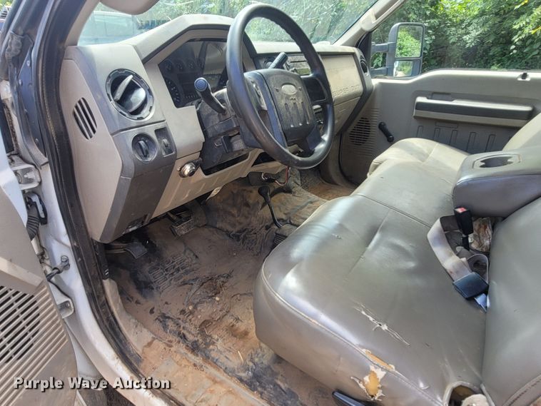 image for item LM9607 2008 Ford F450 Super Duty  flatbed truck