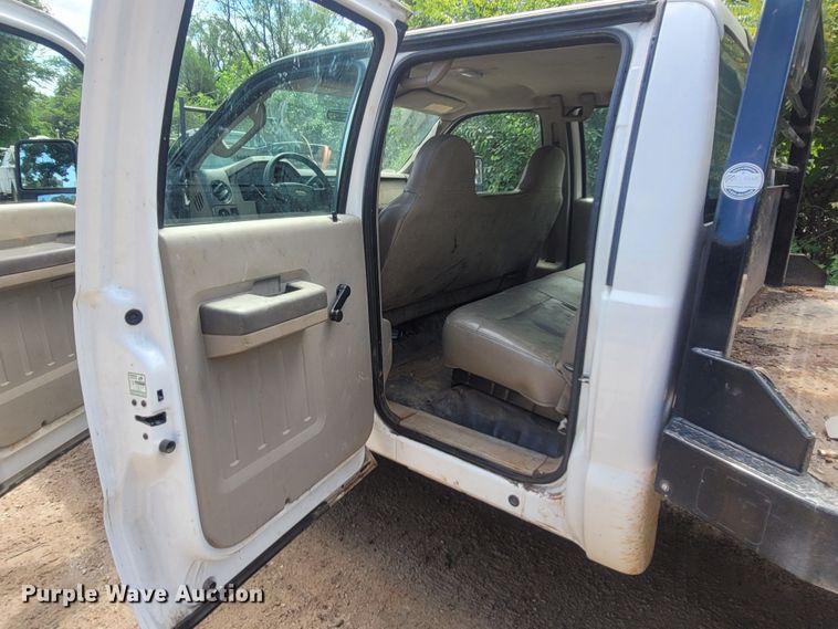 image for item LM9607 2008 Ford F450 Super Duty  flatbed truck