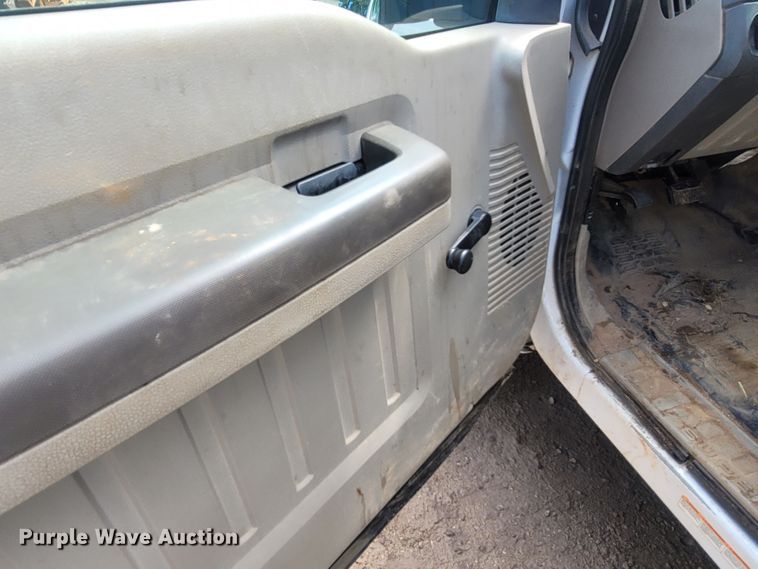 image for item LM9607 2008 Ford F450 Super Duty  flatbed truck