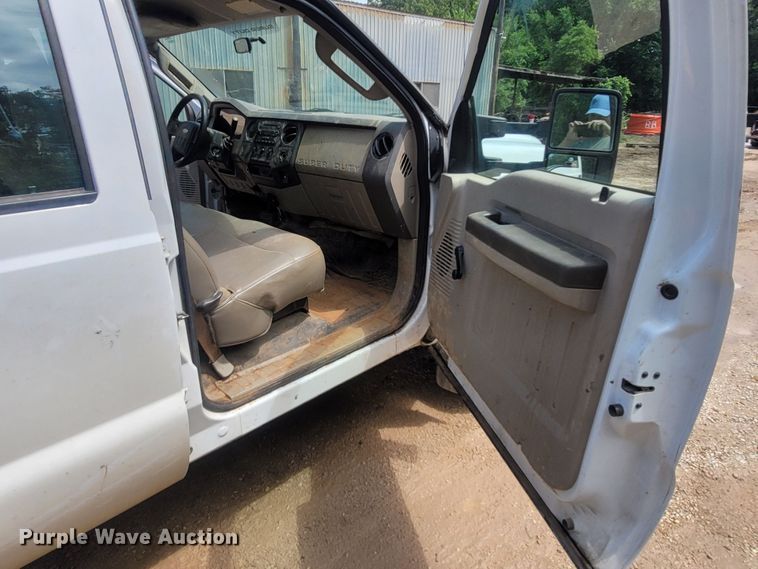 image for item LM9607 2008 Ford F450 Super Duty  flatbed truck