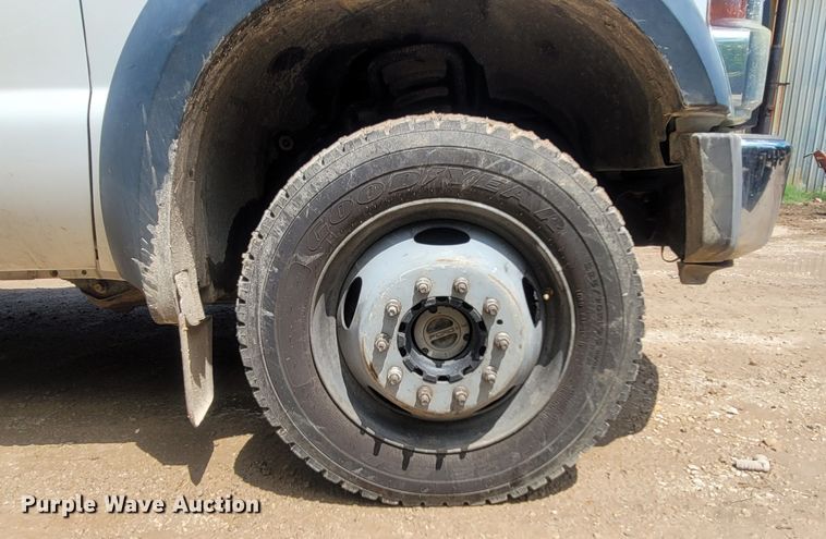 image for item LM9607 2008 Ford F450 Super Duty  flatbed truck