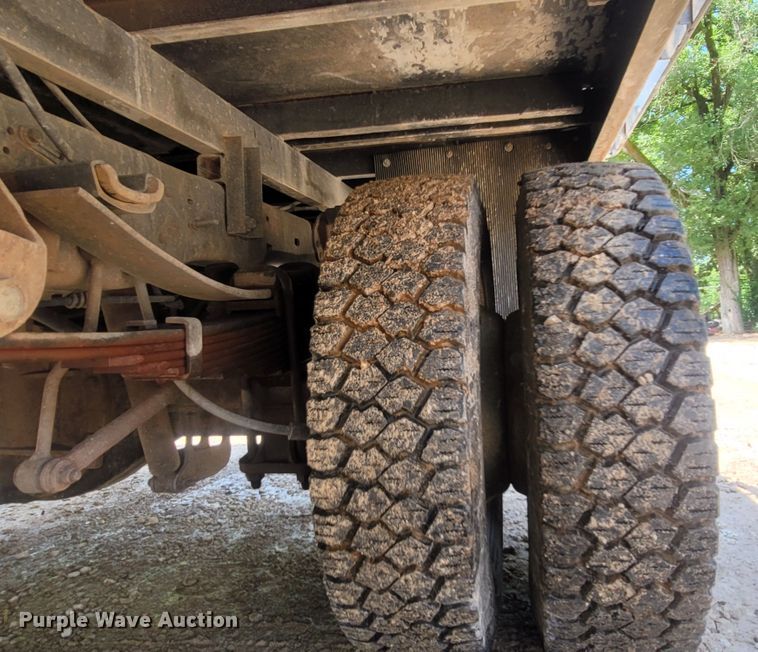 image for item LM9607 2008 Ford F450 Super Duty  flatbed truck