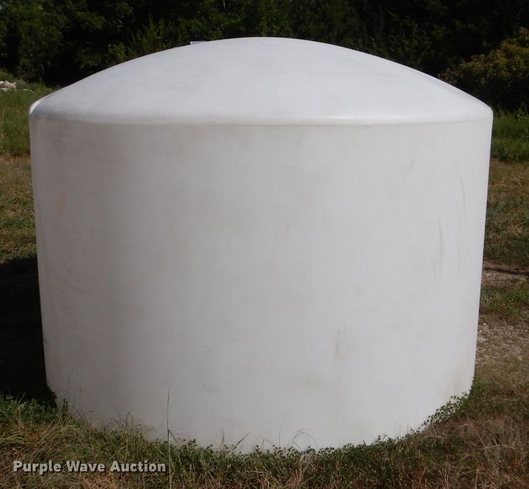 image for item LP9526 Poly tank