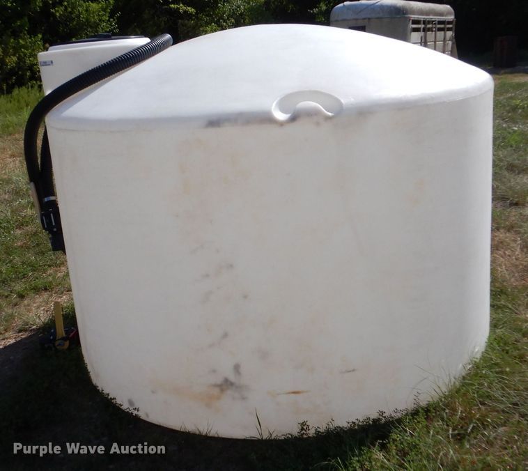 image for item LP9526 Poly tank