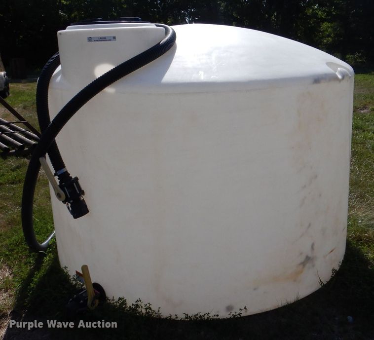 image for item LP9526 Poly tank