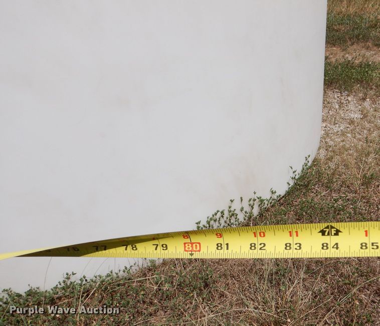 image for item LP9526 Poly tank