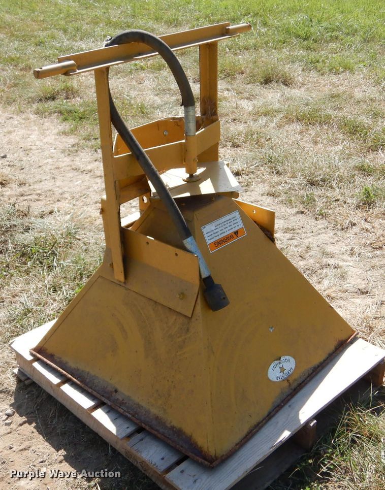 image for item LP9529 Farm Star  spreader