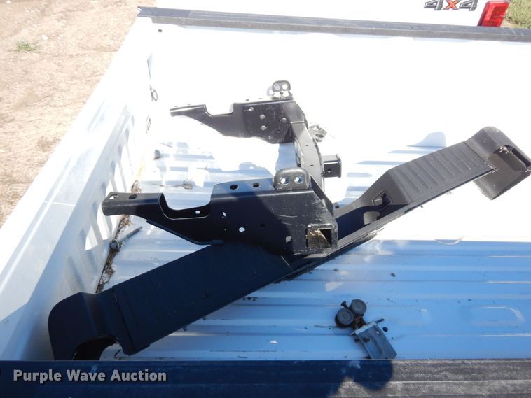 image for item LY9043 2022 Ford F250  pickup truck bed