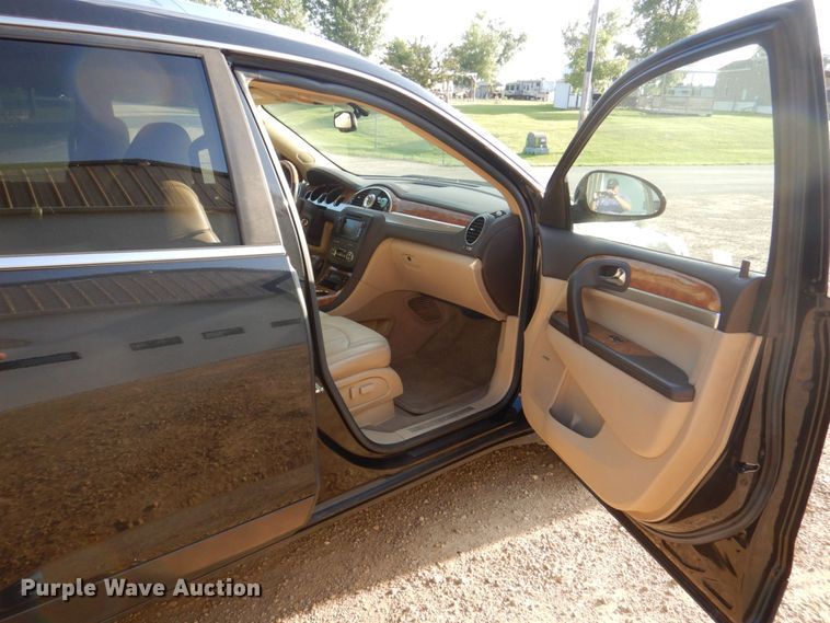 image for item MF9156 2008 Buick Enclave CXL  SUV