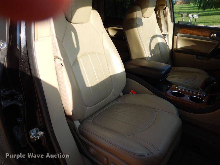 image for item MF9156 2008 Buick Enclave CXL  SUV