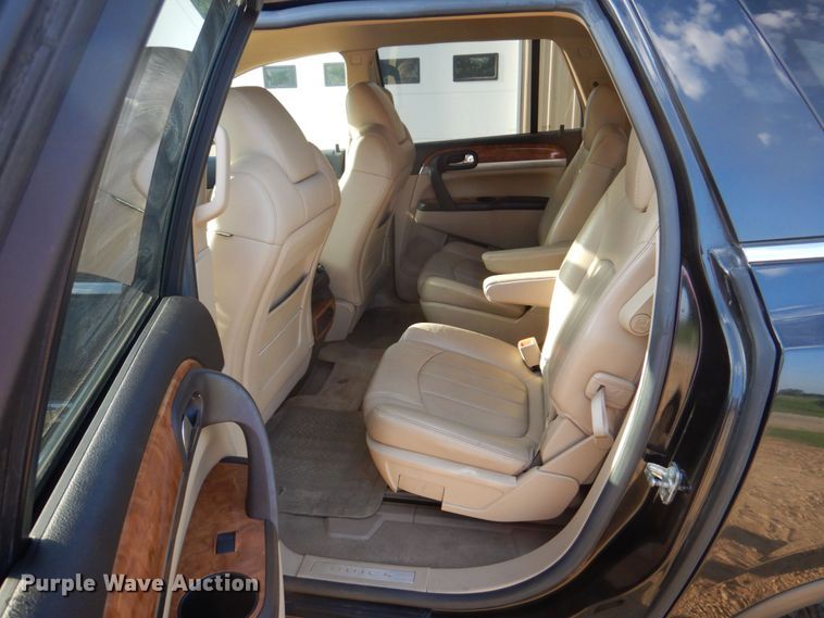 image for item MF9156 2008 Buick Enclave CXL  SUV