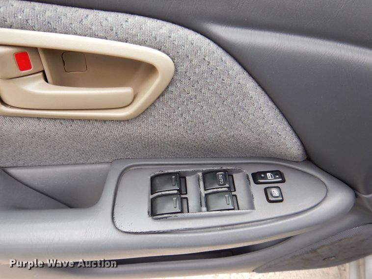 image for item MF9160 2001 Toyota Camry LE