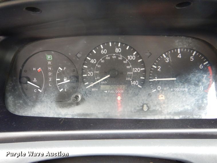 image for item MF9160 2001 Toyota Camry LE