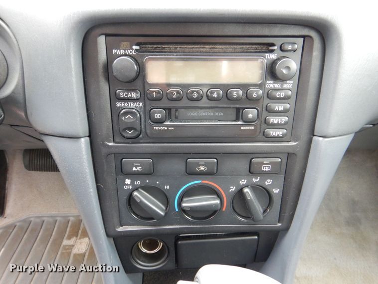 image for item MF9160 2001 Toyota Camry LE