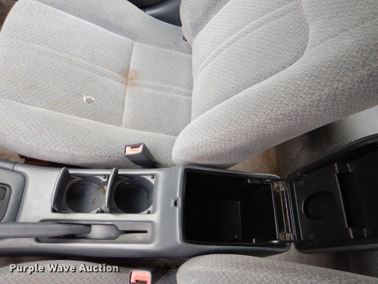 image for item MF9160 2001 Toyota Camry LE