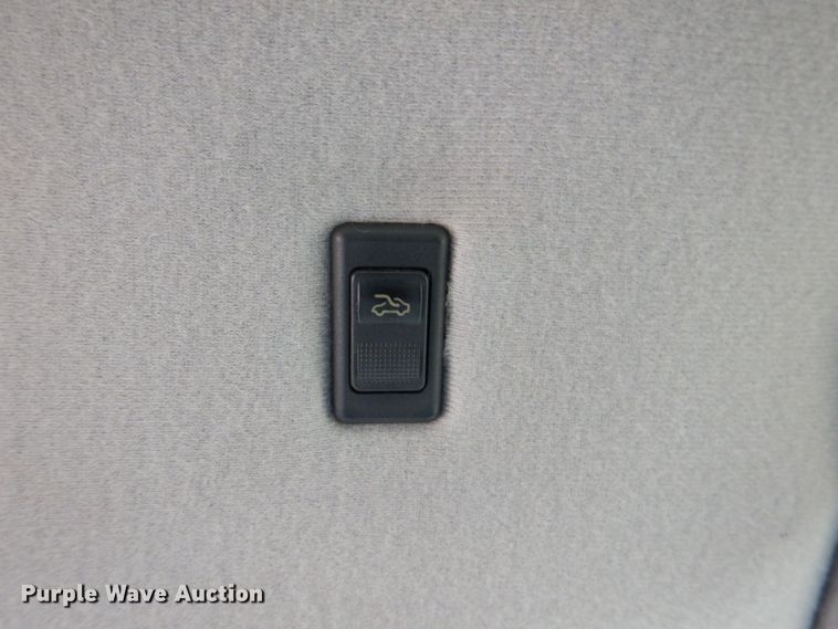 image for item MF9160 2001 Toyota Camry LE