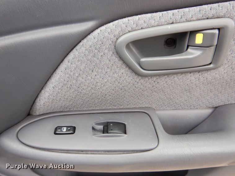 image for item MF9160 2001 Toyota Camry LE