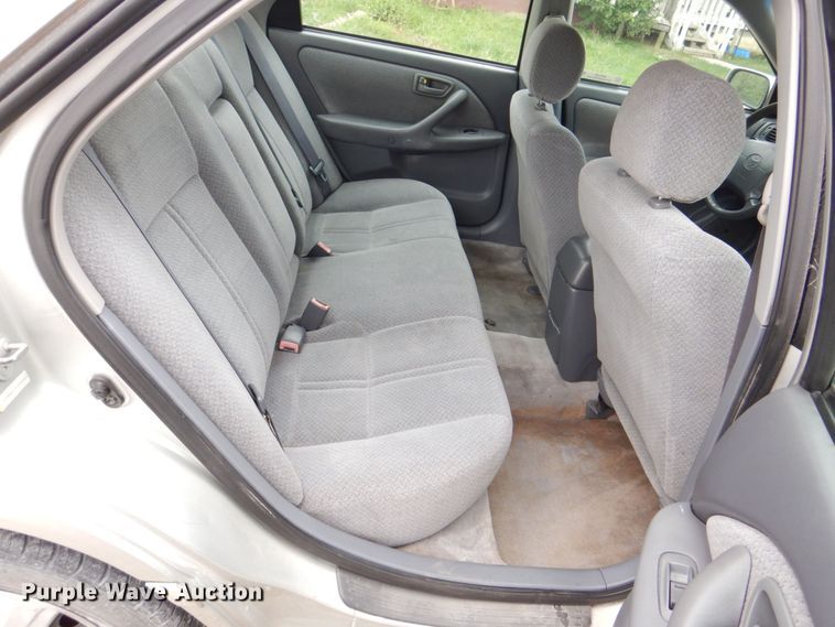 image for item MF9160 2001 Toyota Camry LE