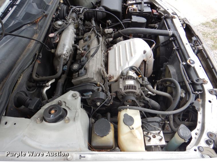 image for item MF9160 2001 Toyota Camry LE