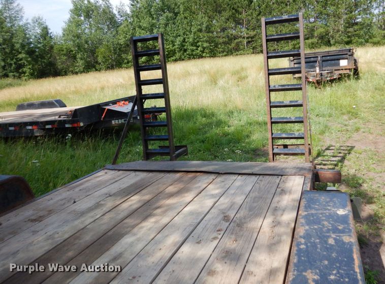 image for item MF9741 2017 DCT  equipment trailer