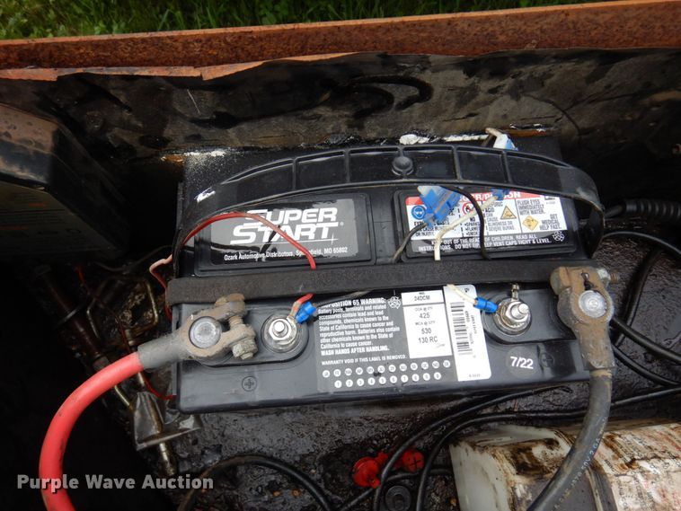 image for item MF9743 2015 PJ Trailers  dump trailer