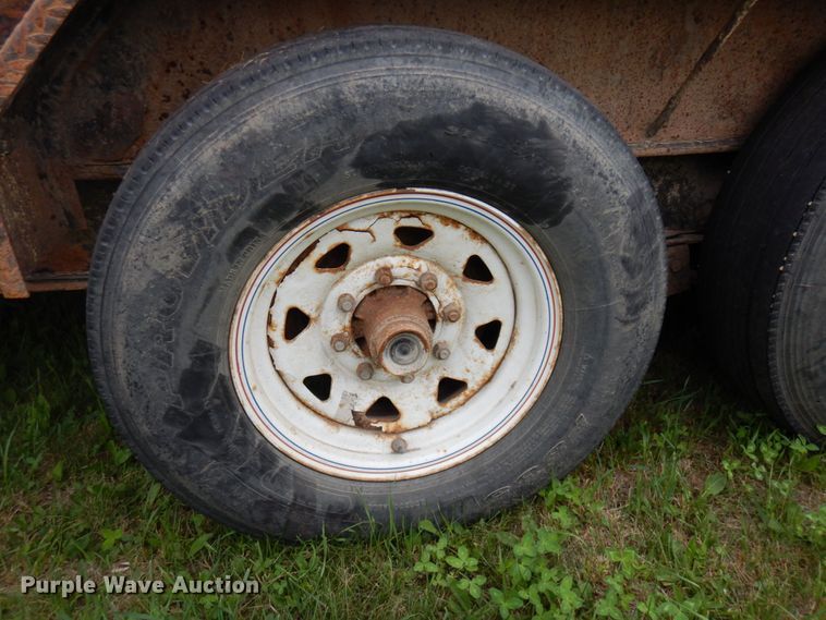 image for item MF9743 2015 PJ Trailers  dump trailer