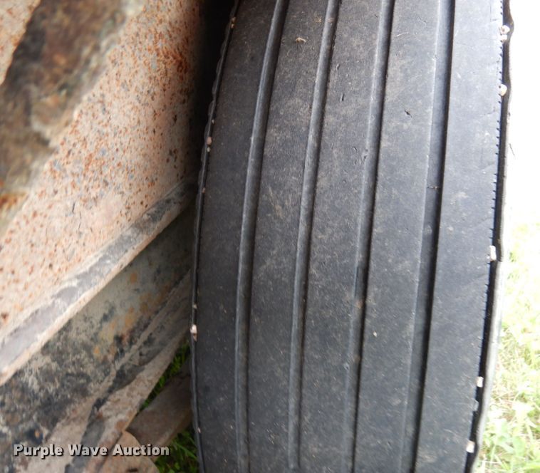 image for item MF9743 2015 PJ Trailers  dump trailer