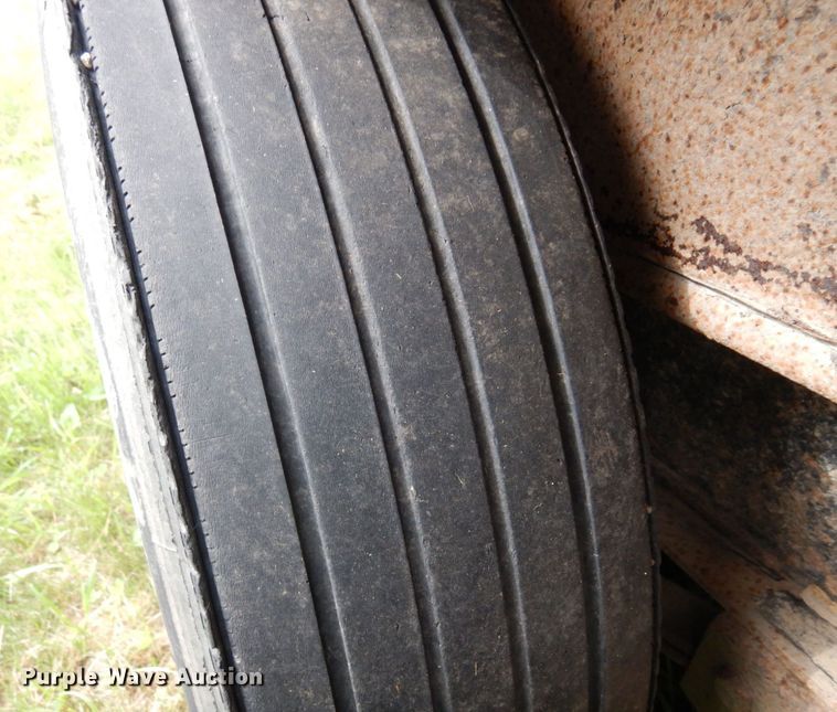 image for item MF9743 2015 PJ Trailers  dump trailer