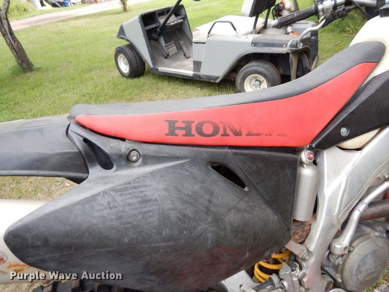 image for item MF9744 2004 Honda CRF450R  motorcycle