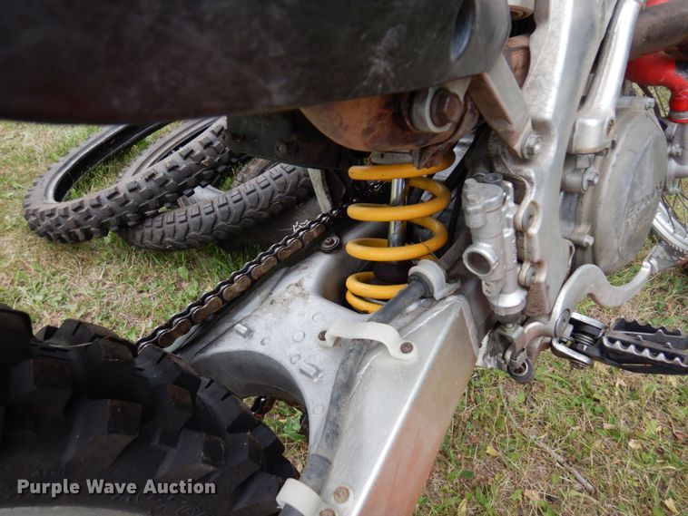 image for item MF9744 2004 Honda CRF450R  motorcycle