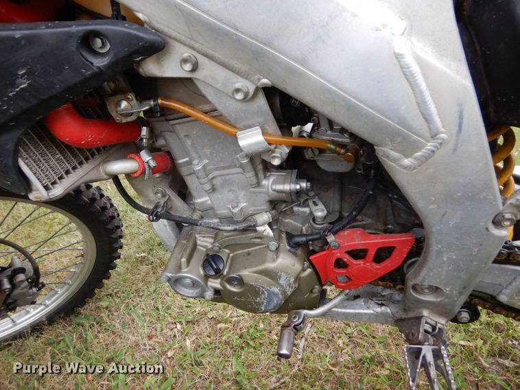 image for item MF9744 2004 Honda CRF450R  motorcycle