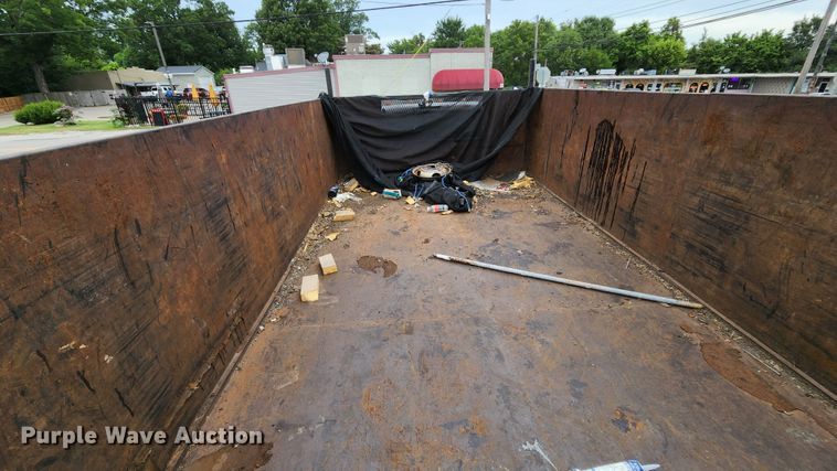 image for item MK9060 2003 Ford F550 Super Duty XL  flatbed truck