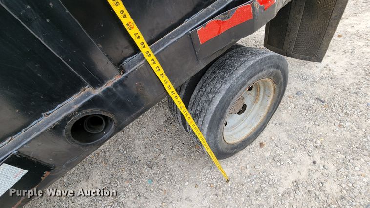 image for item MK9060 2003 Ford F550 Super Duty XL  flatbed truck