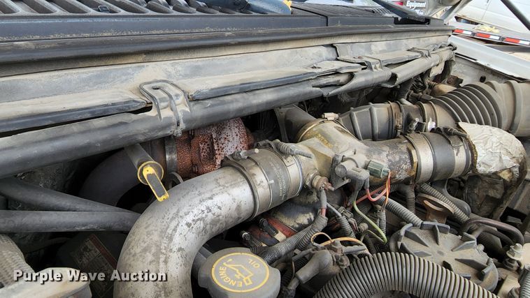 image for item MK9060 2003 Ford F550 Super Duty XL  flatbed truck