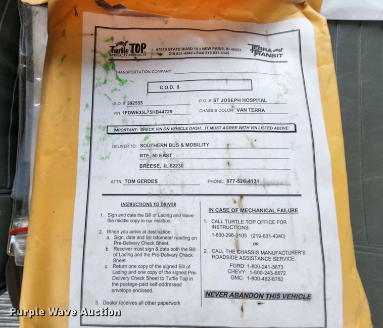 image for item MK9089 2005 Ford E350 Super Duty  shuttle bus