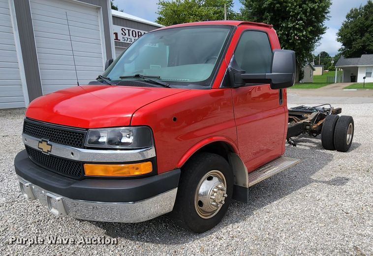 image for item MK9108 2016 Chevrolet Express G4500  van cab and chassis